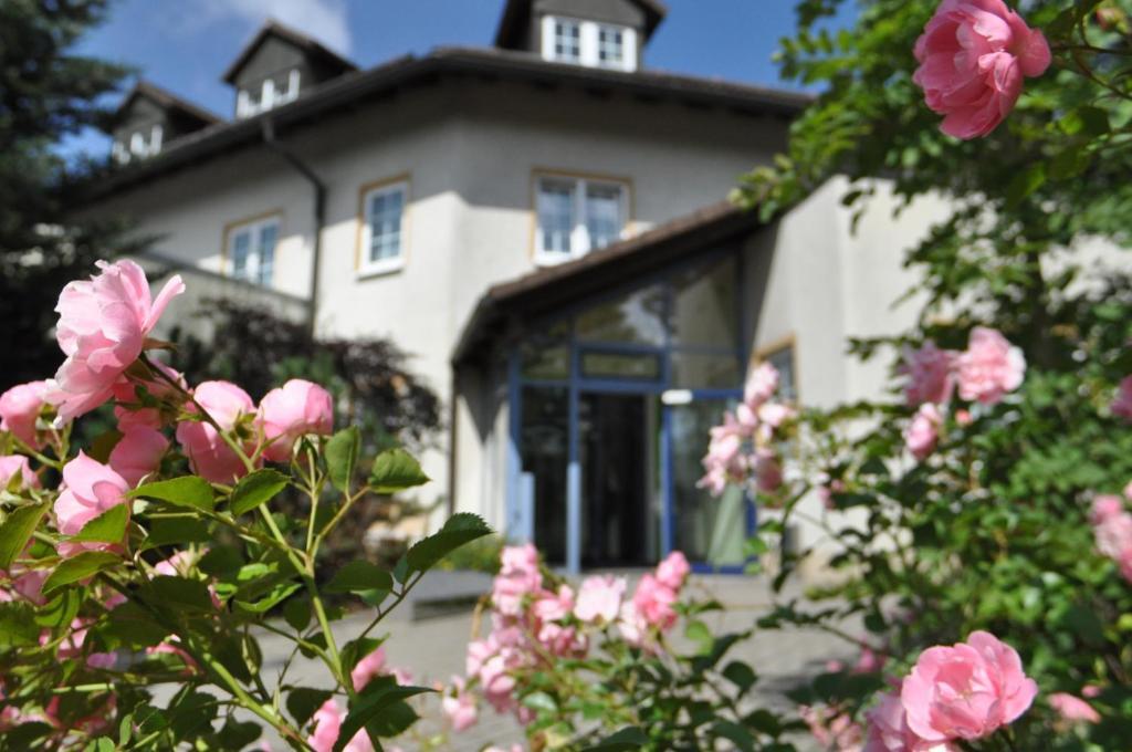 Rennsteighotel Herrnberger Hof Нойхаус ам Ренвег Екстериор снимка